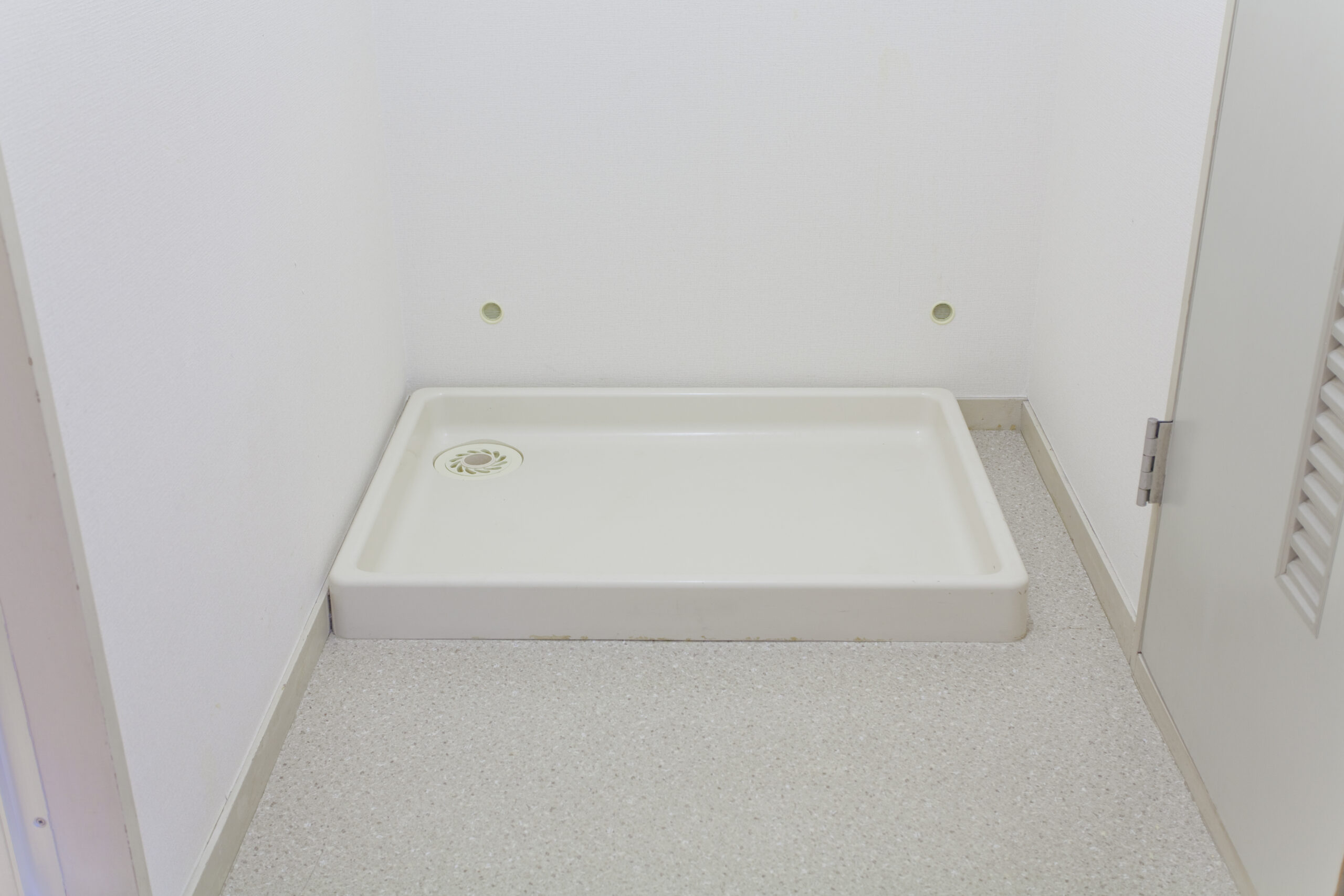 室内のどこかから下水の臭いが、、、すぐに解決!